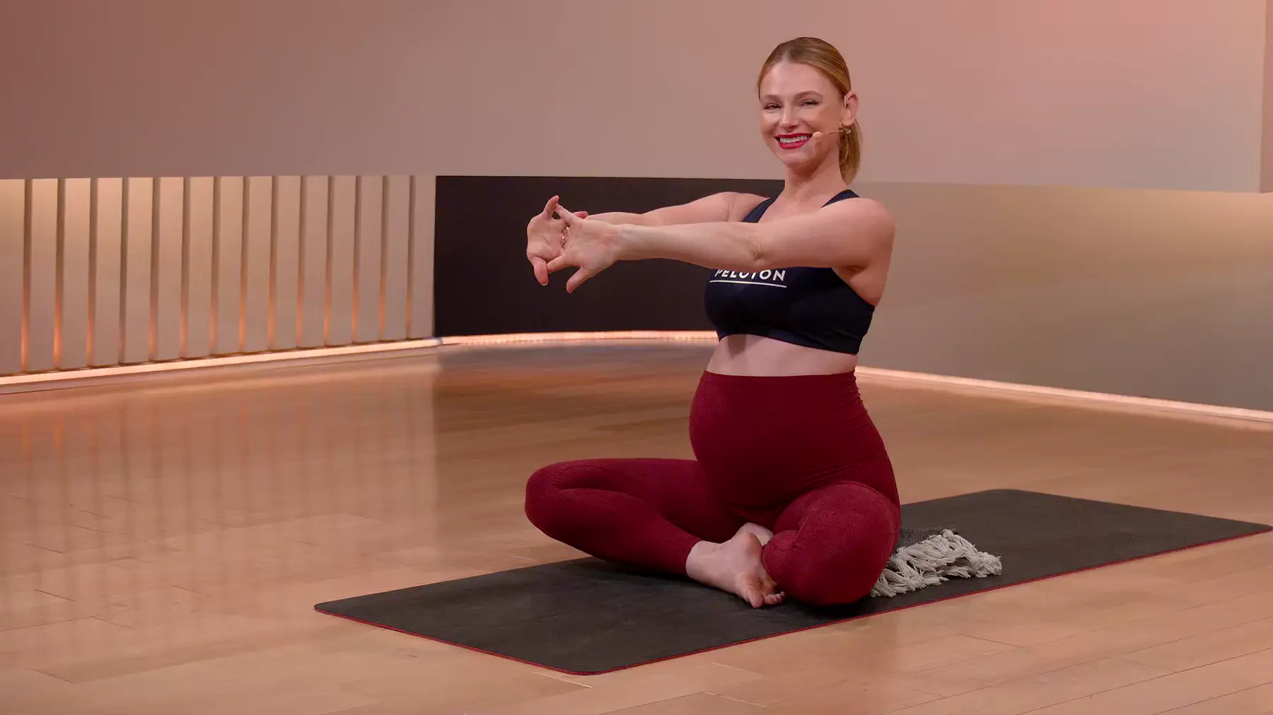 10 min Focus Flow: Wrists