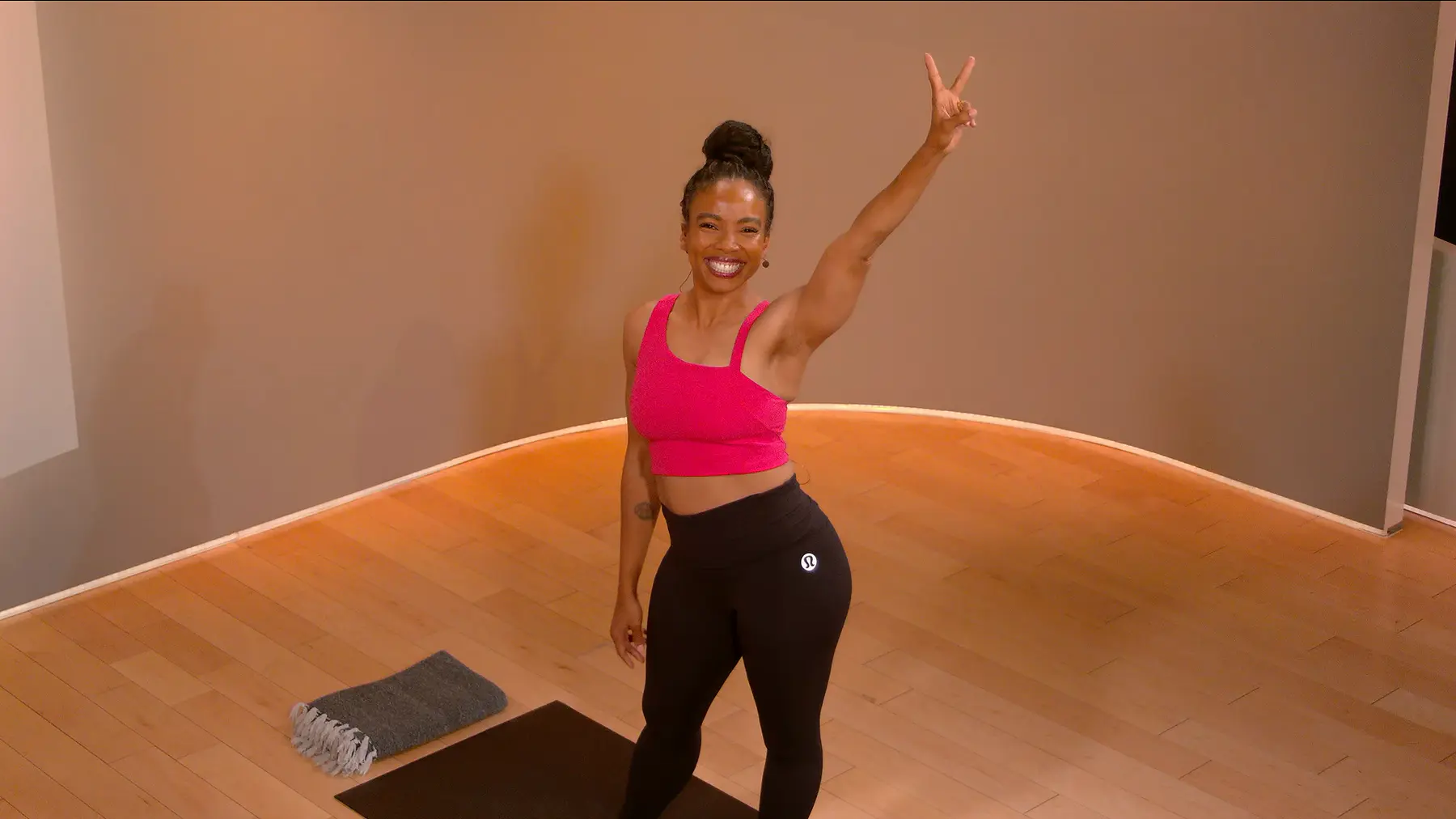20 min 2000s Yoga Flow