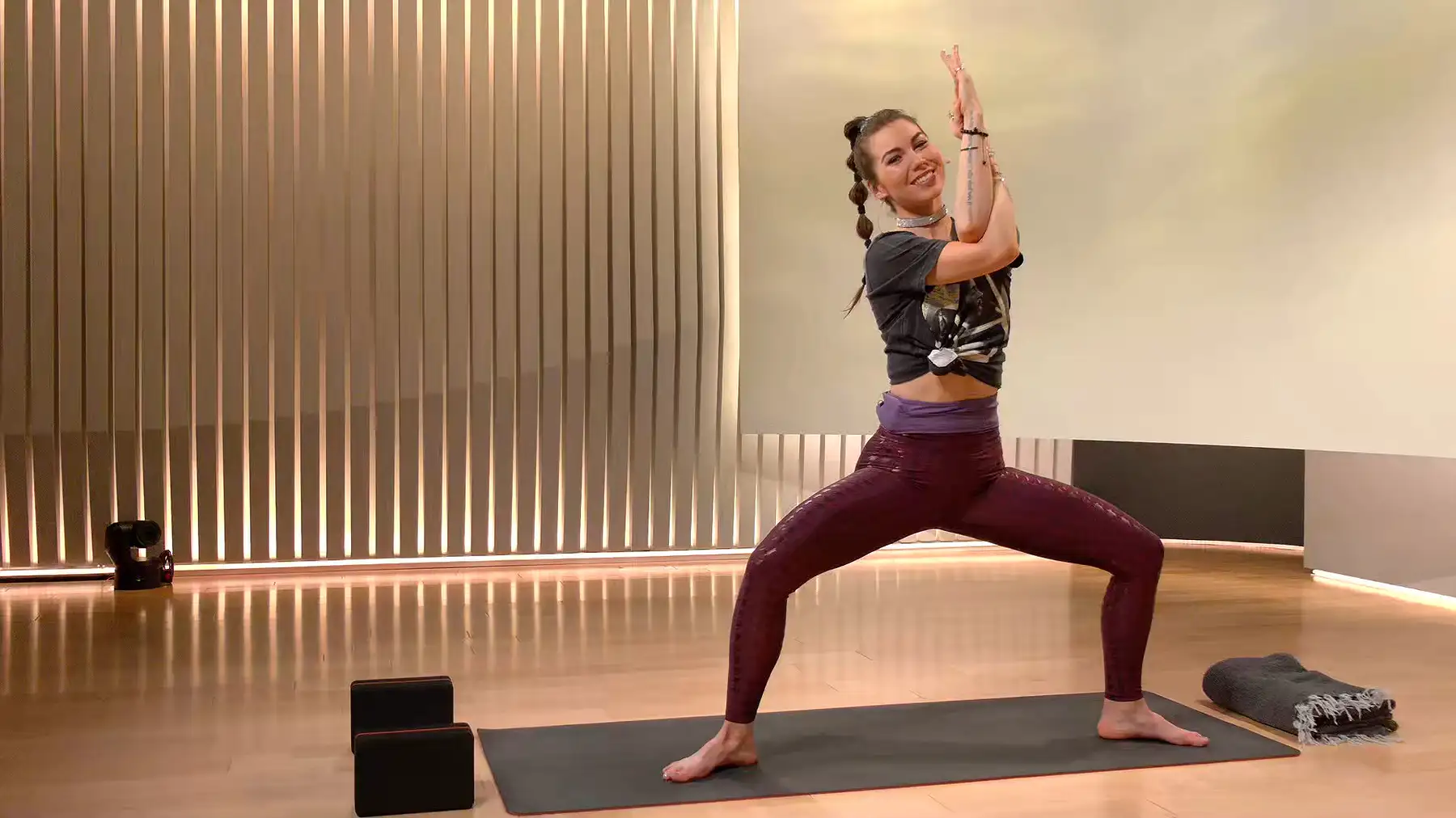 30 min The Beatles: Get Back Yoga Flow