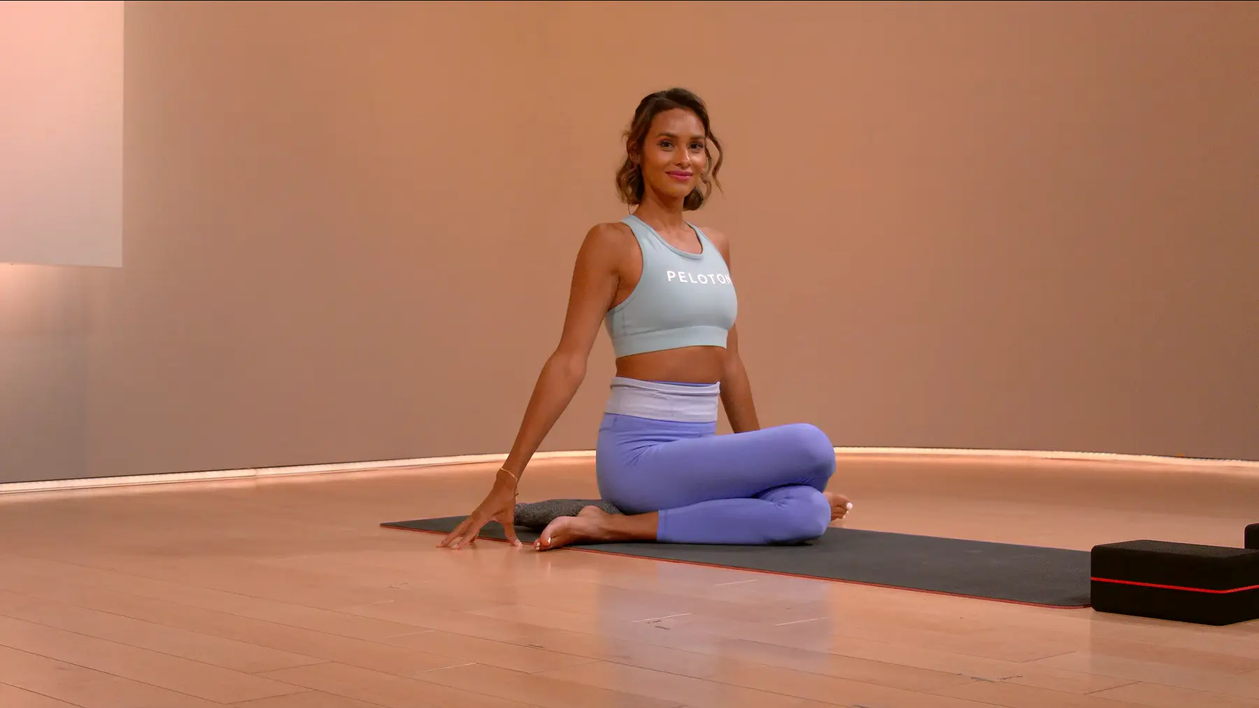 30 min Grounded Yoga Flow