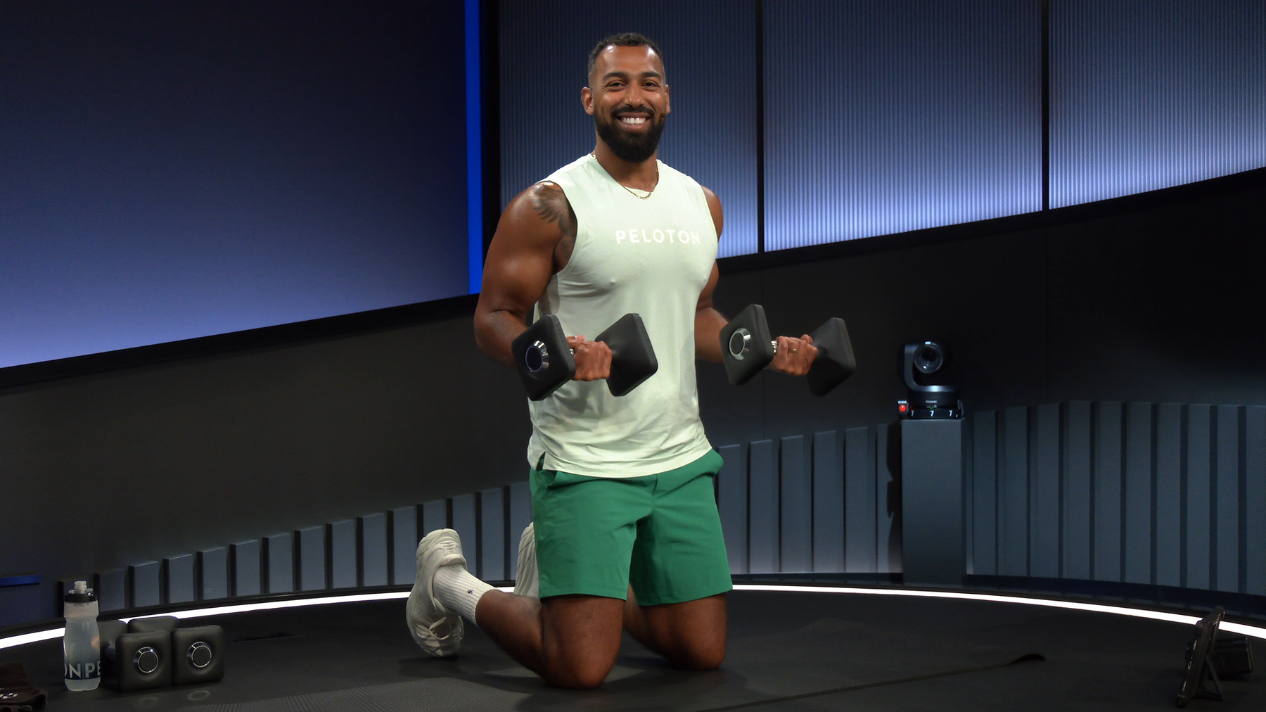 10 min Arms & Shoulders Strength