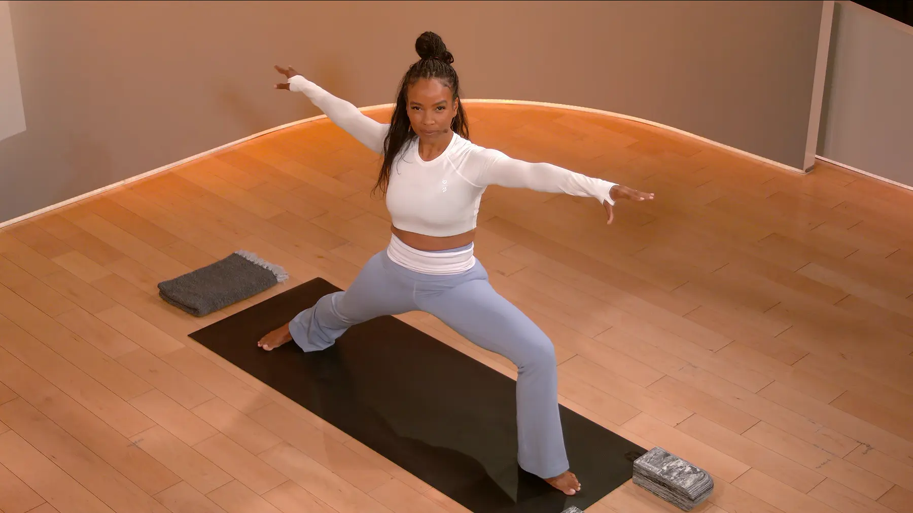 30 min Focus Flow: Warrior 2