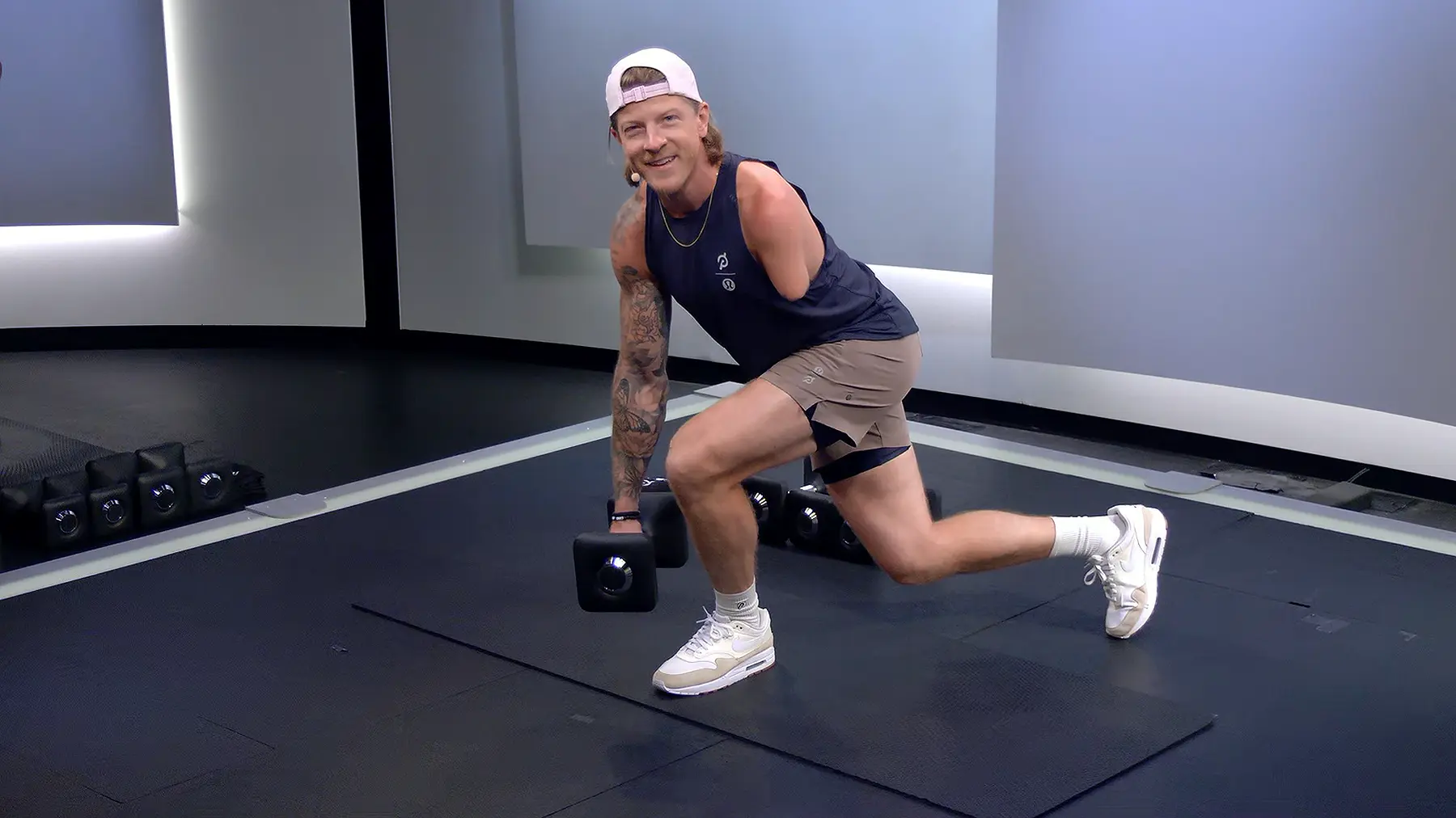 30 min Glutes & Legs Strength