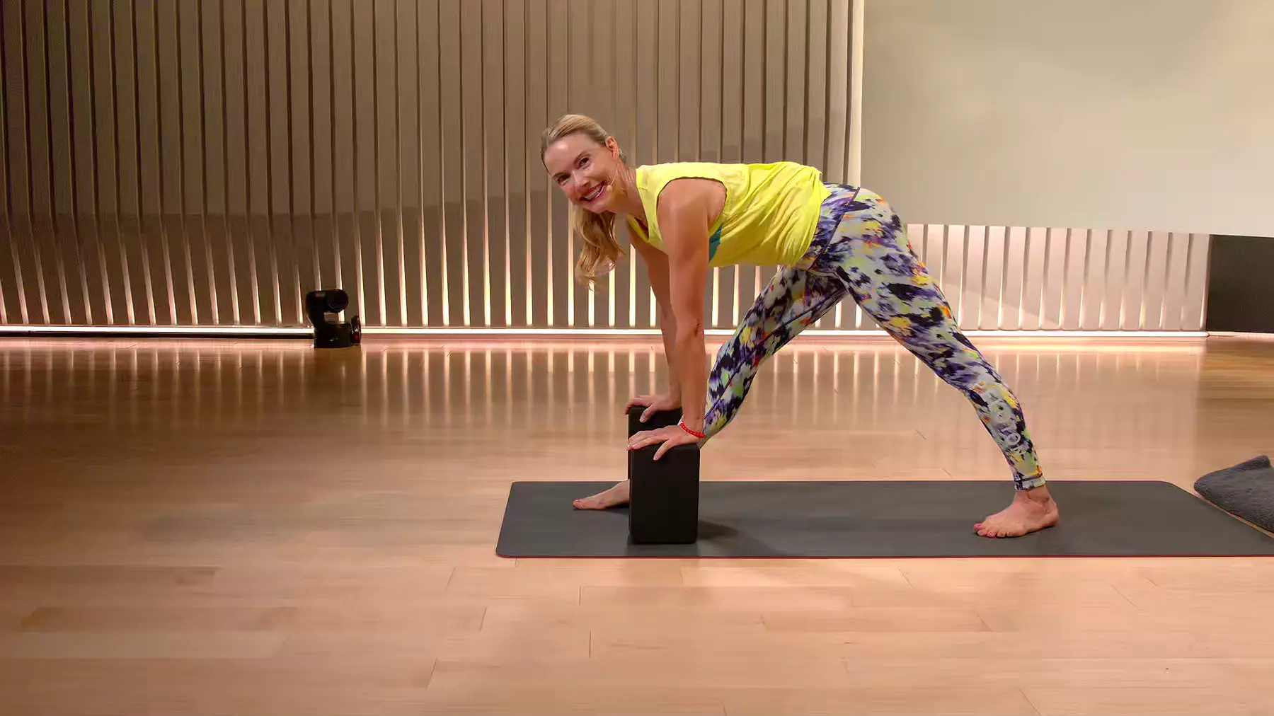 20 min Focus Flow: Hamstrings