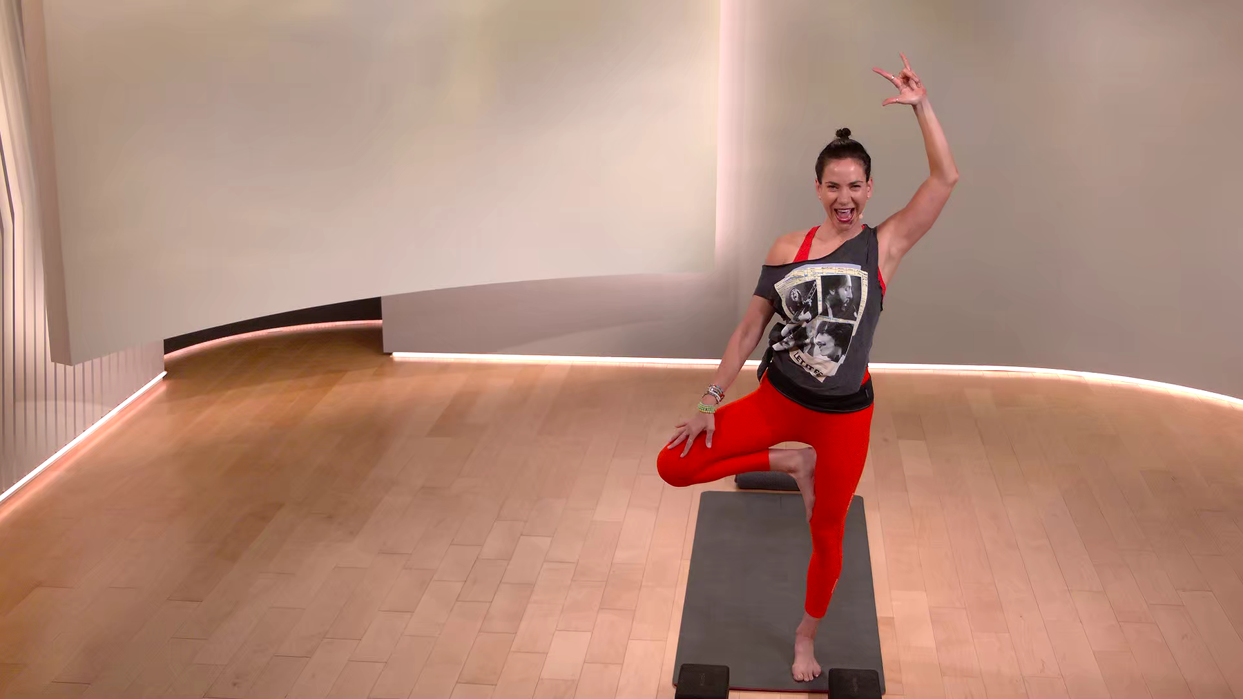 30 min The Beatles: Get Back Yoga Flow