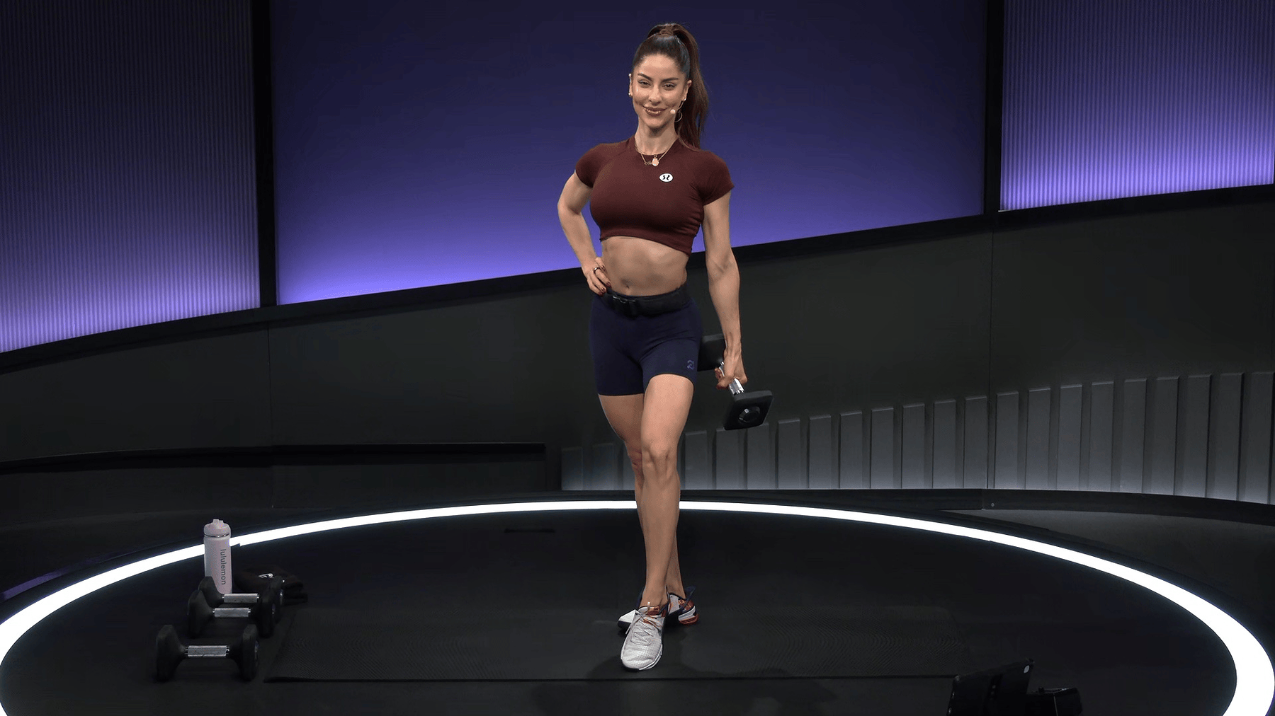 10 min 2000s Glutes & Legs Strength