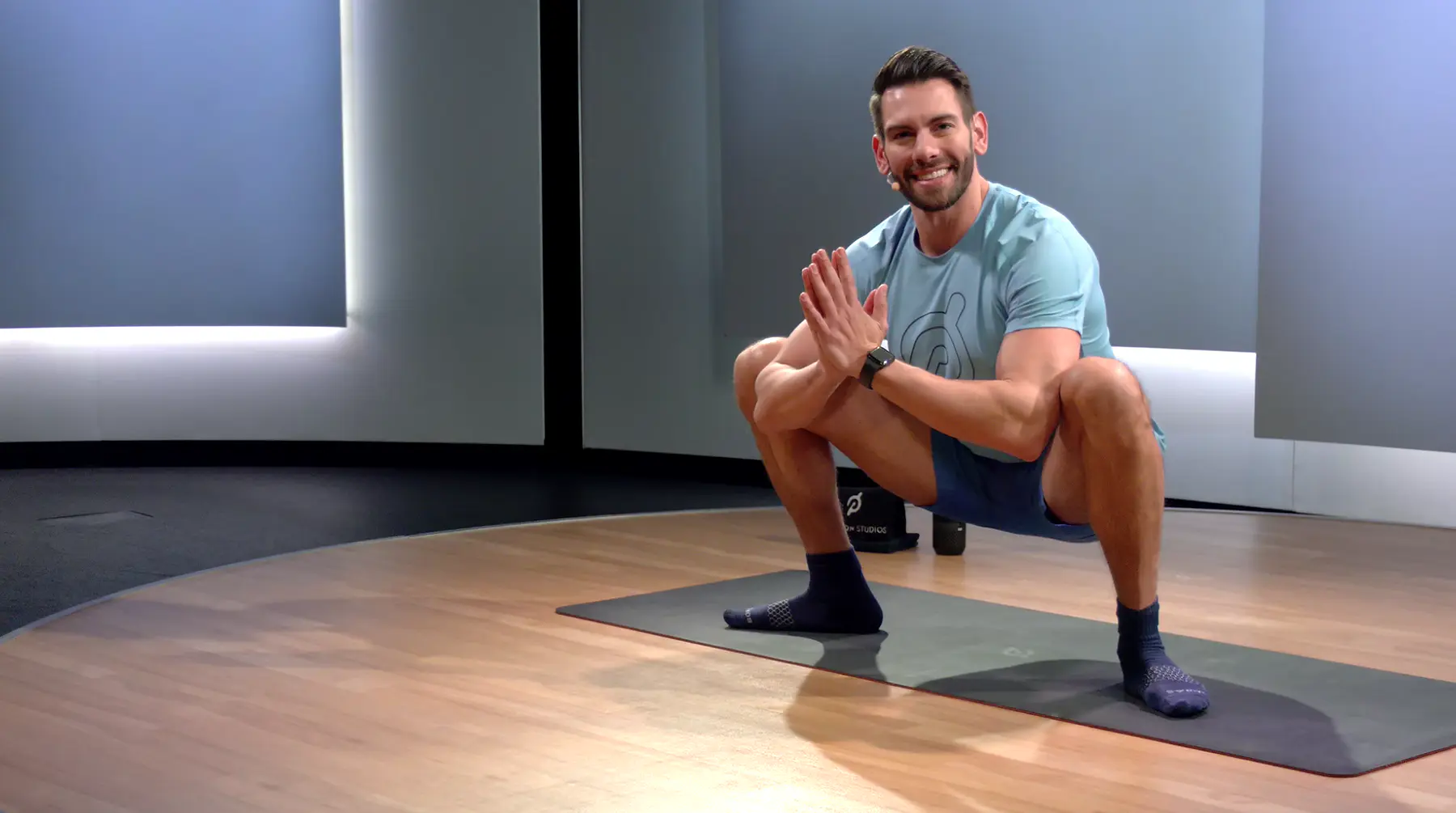 10 min Glutes & Legs Stretch