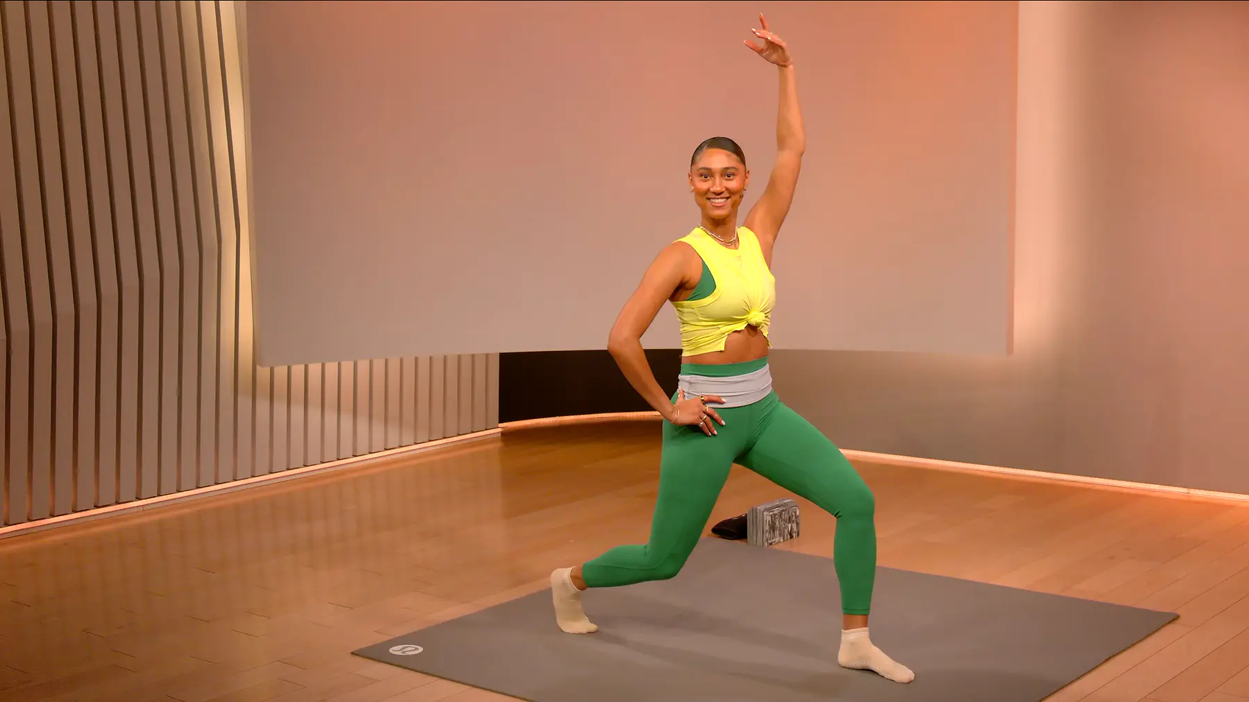 10 min Barre: Lower Body