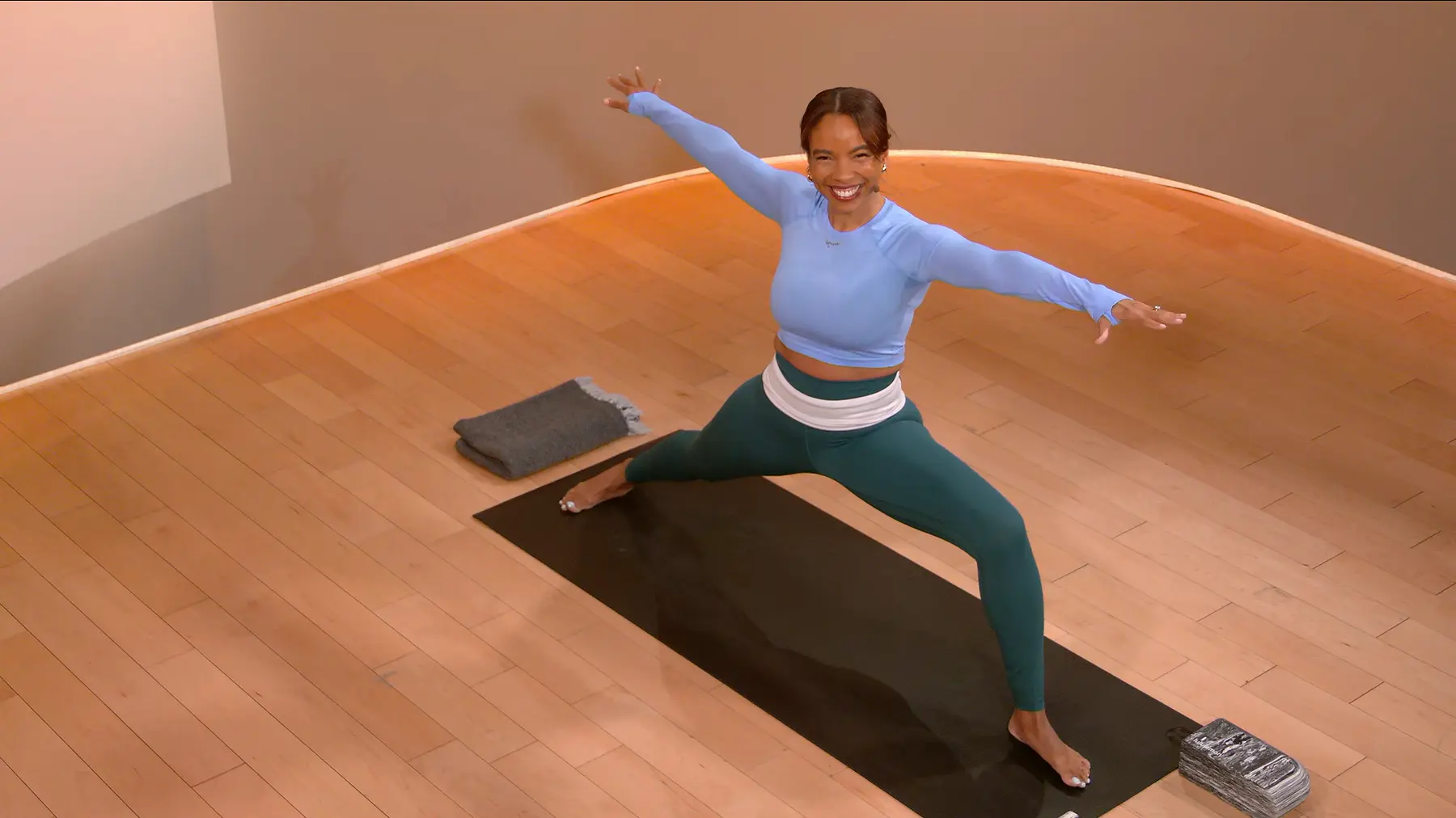 30 min Grounded Yoga Flow