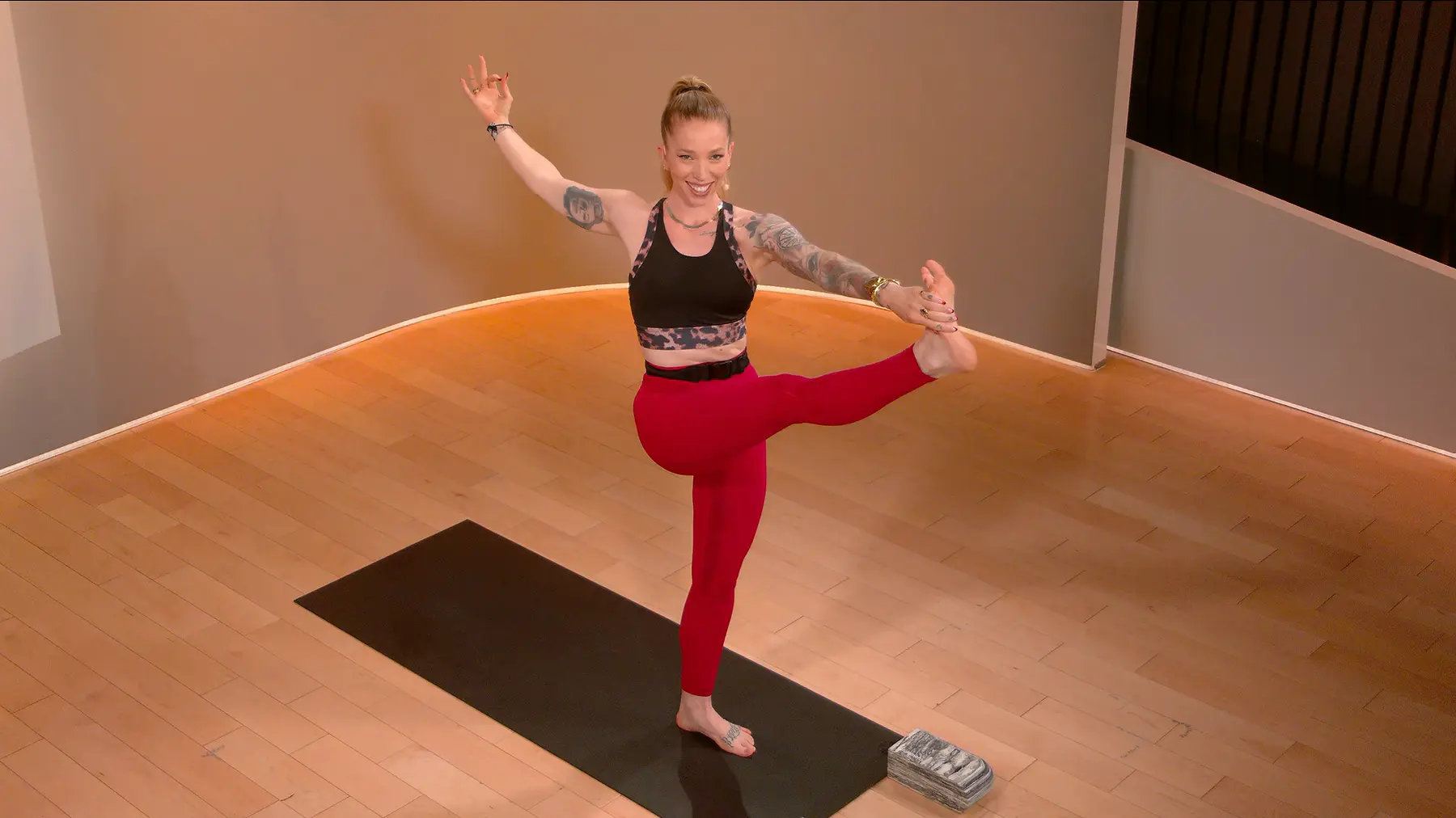 30 min Balanced Yoga Flow