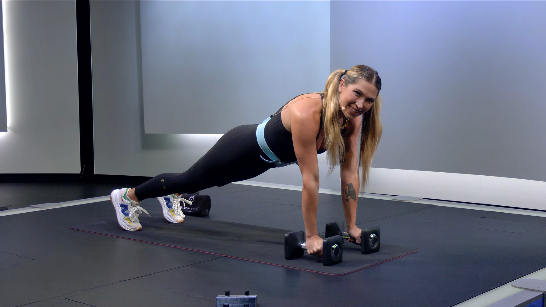 20 min Arms & Shoulders Strength