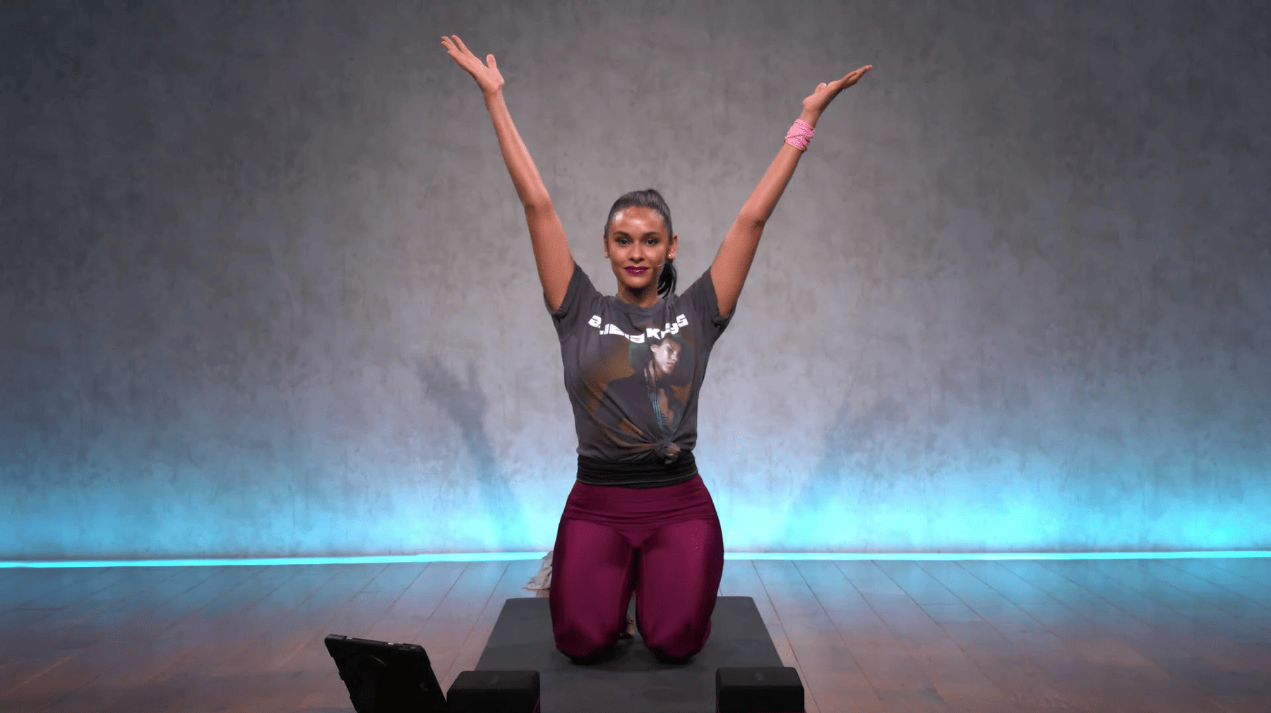 30 min Alicia Keys Yoga Flow