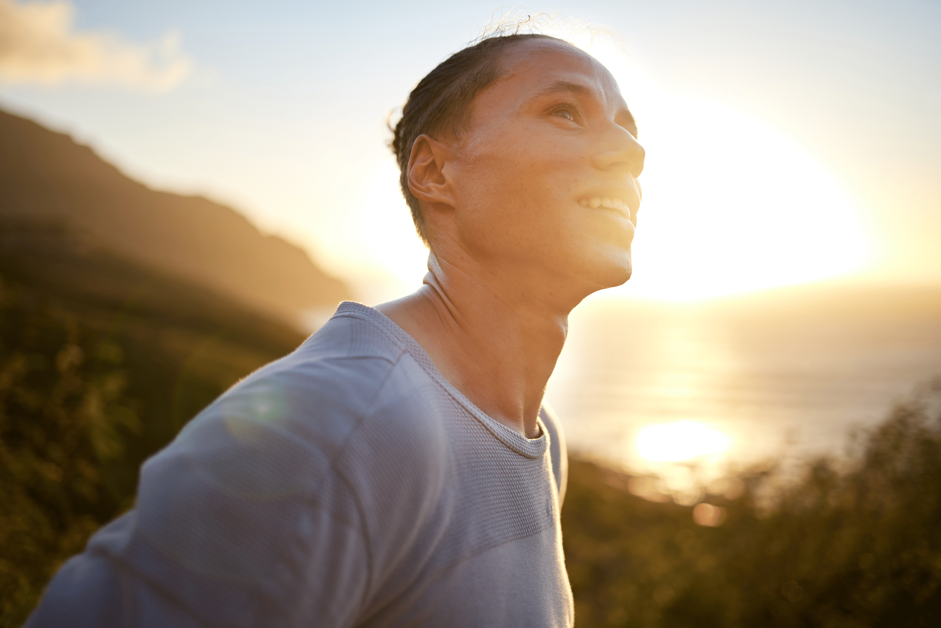 Man on an outdoor run using running mantras to focus.
