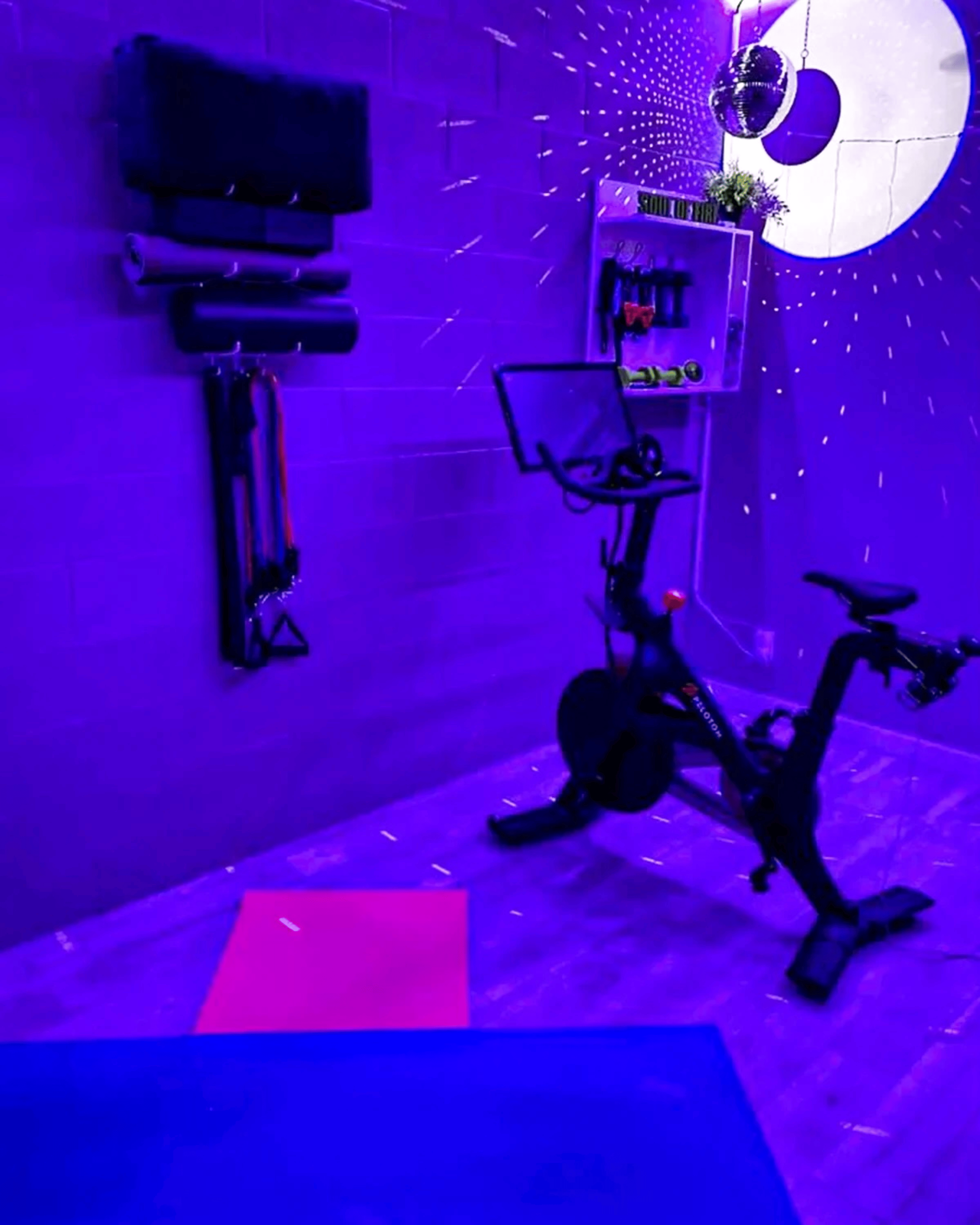 Peloton home gym