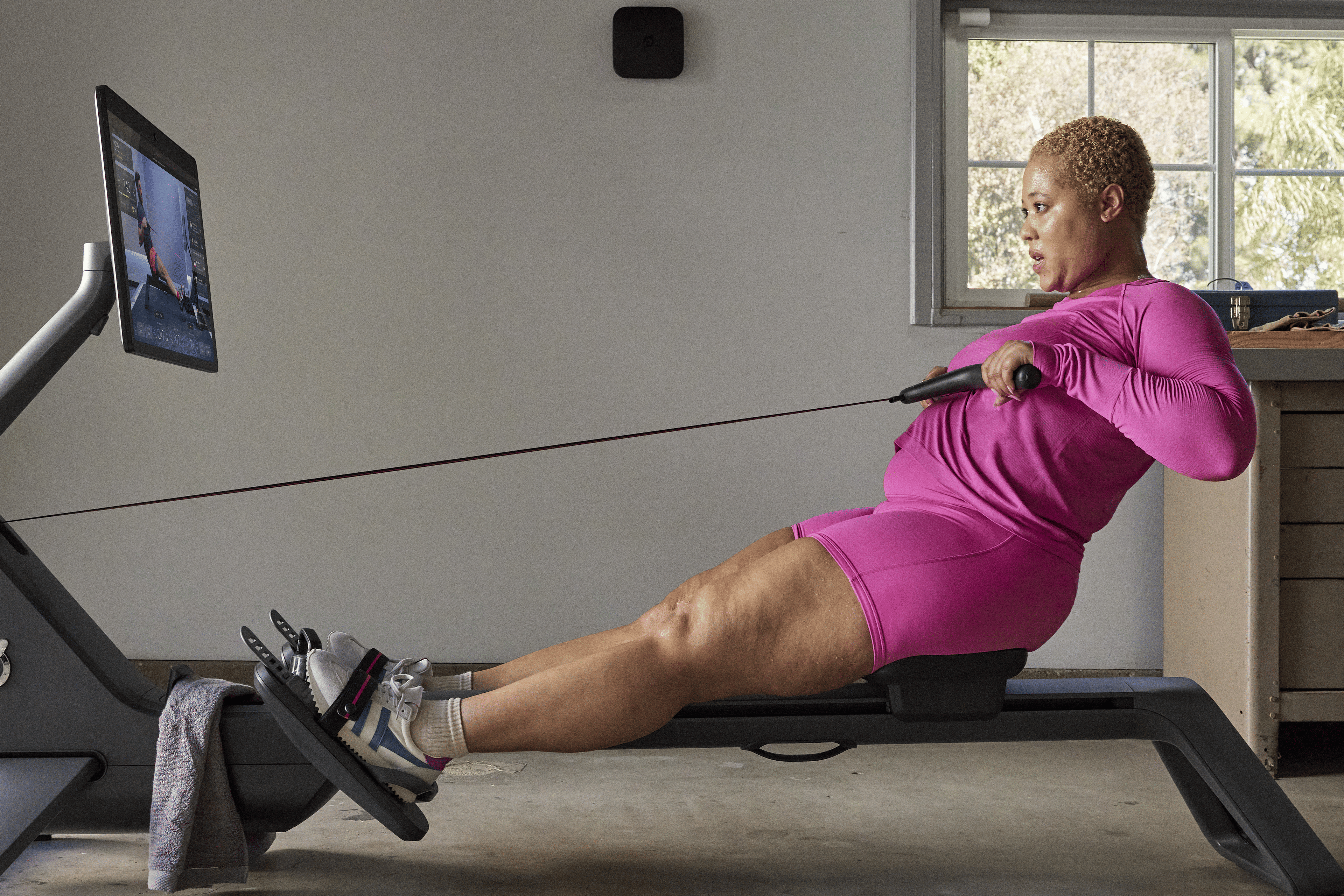 Woman rows, rowing vs swimming