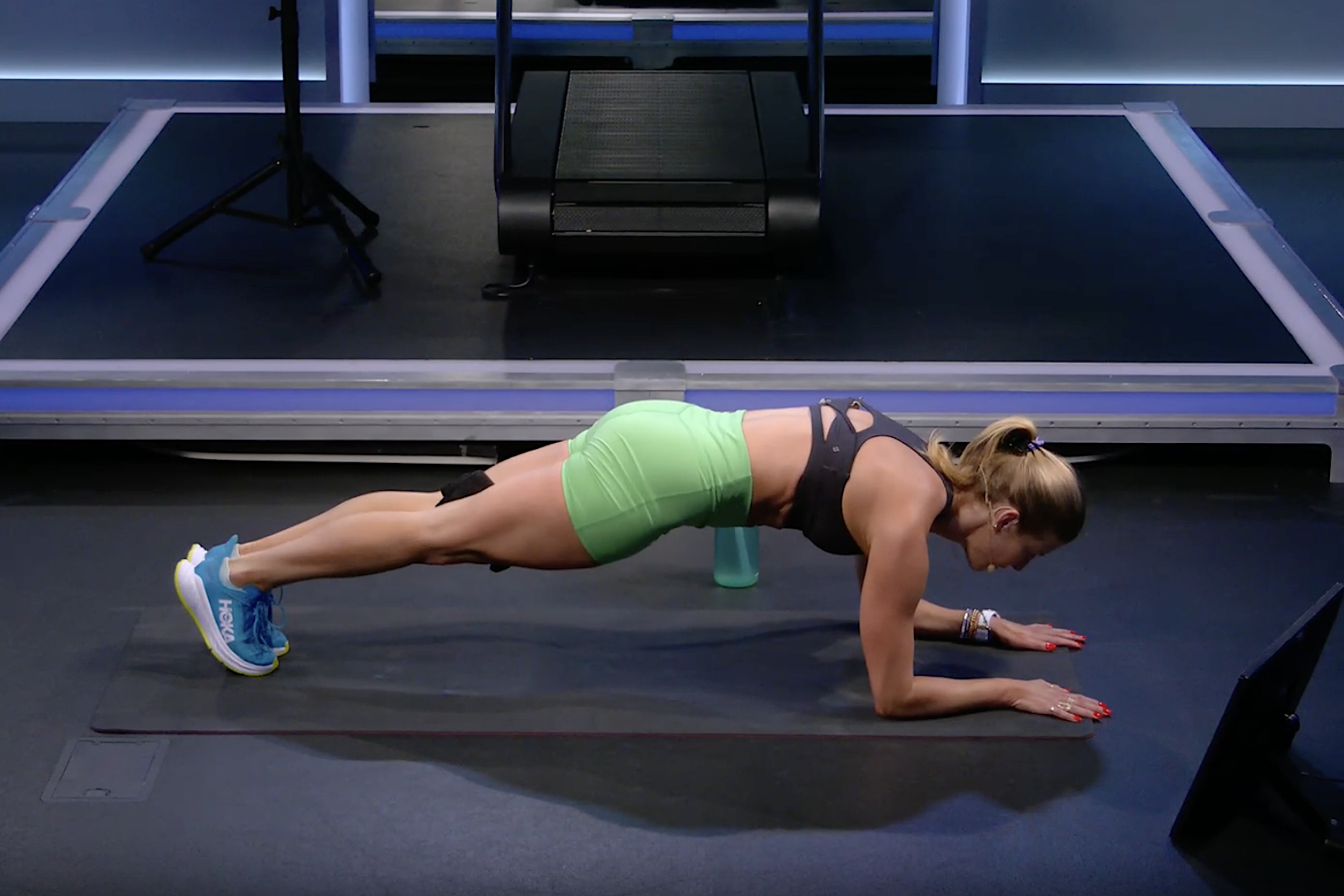 Rebecca Kennedy holding a plank