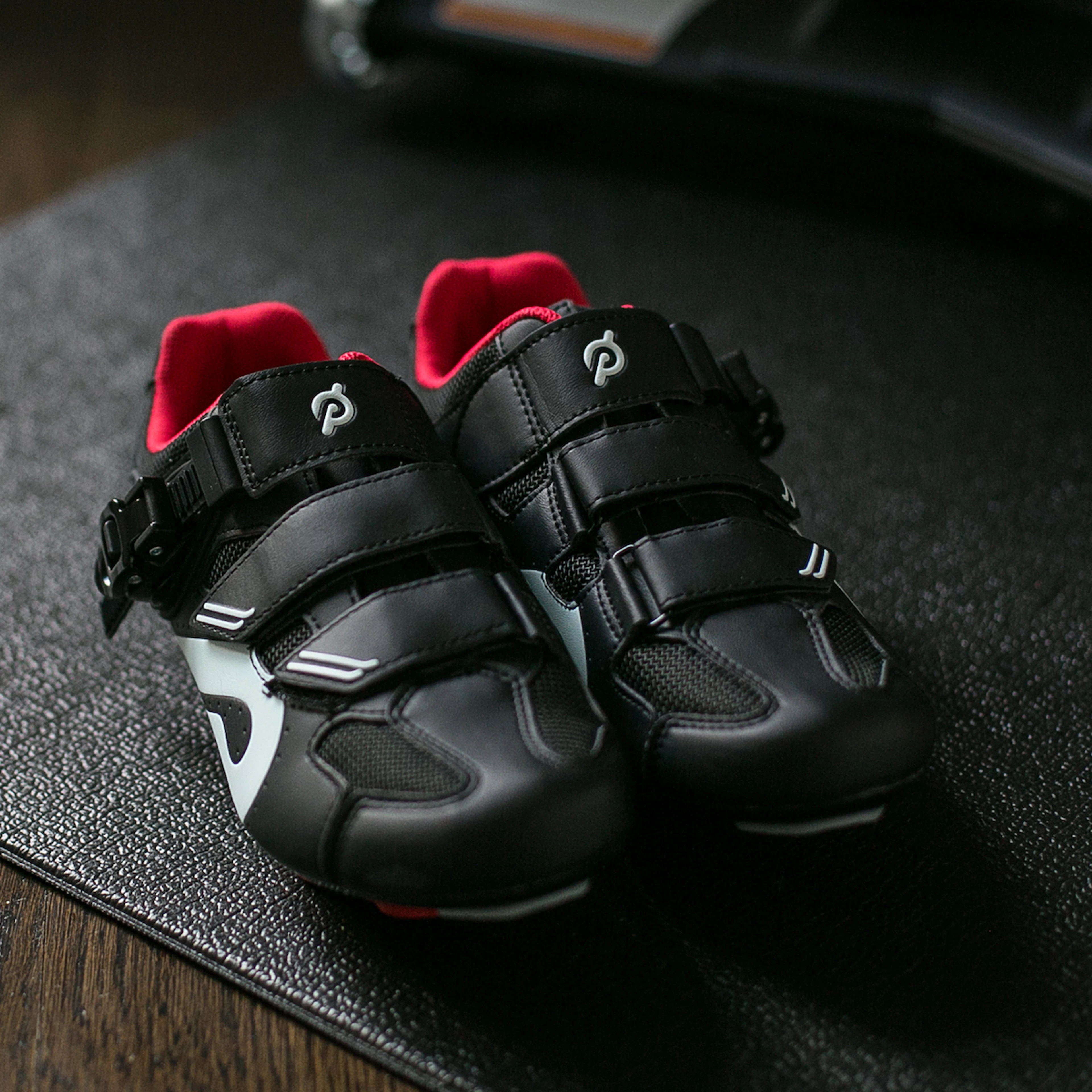 peloton cycling shoes