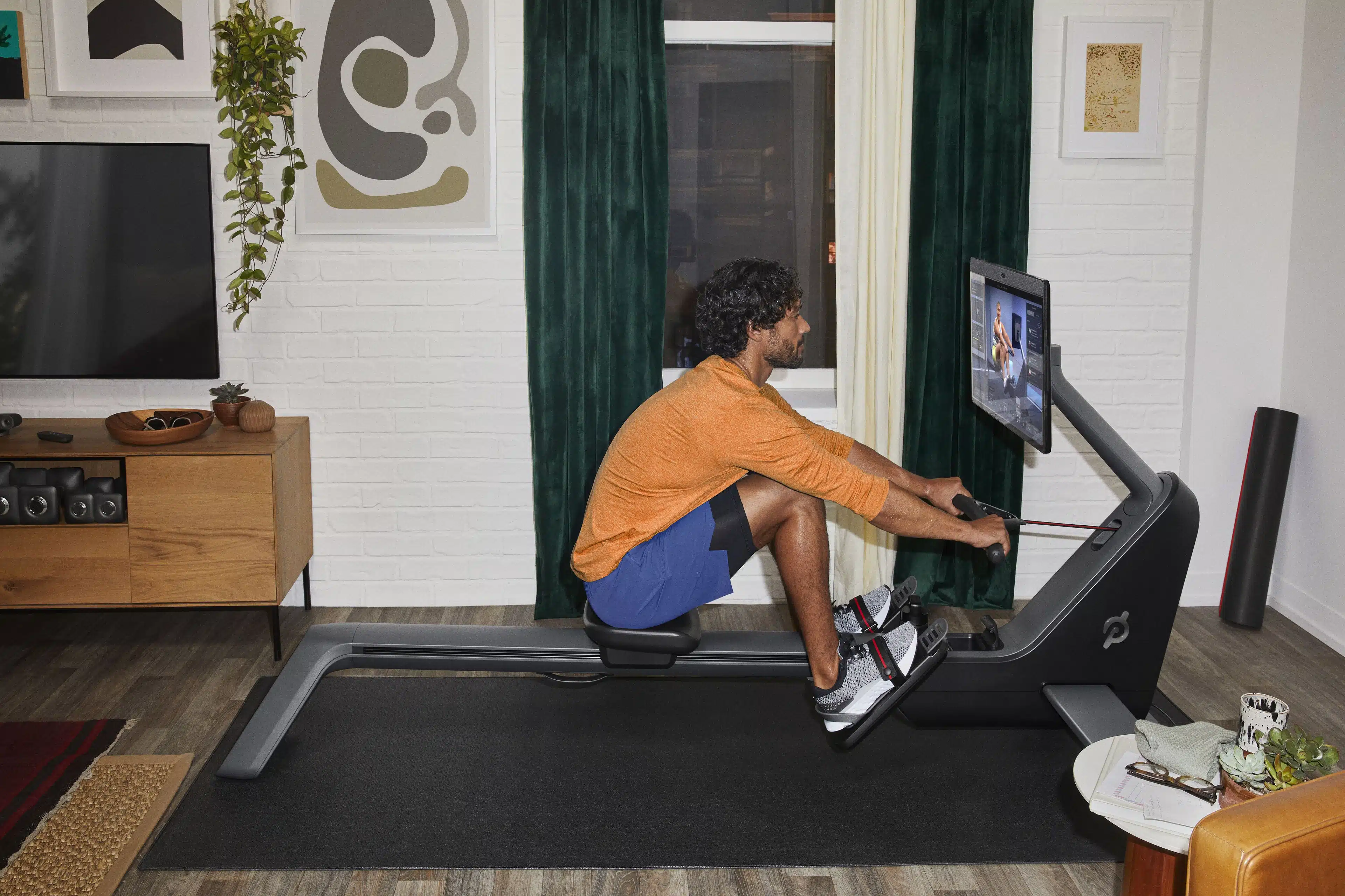 img-1-What Muscles Does Rowing Work? Proper Form and Technique